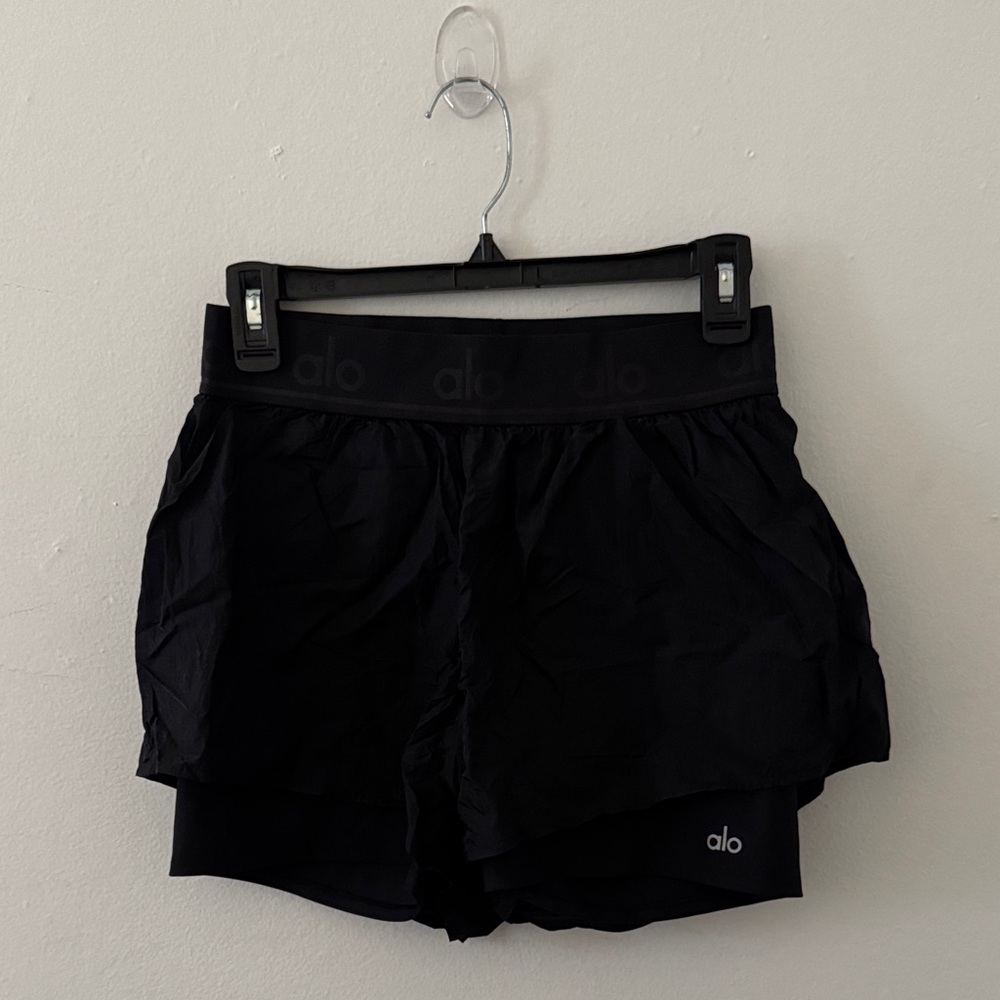 ALO Yoga Women's Dark Athletic Shorts